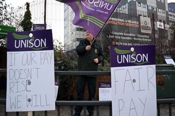ازسرگیری اعتصاب کارکنان بخش خدمات بهداشت و درمان انگلیس