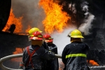 انبار ذغال در بجنورد سوخت / آتش نشانان مانع گسترش حریق شدند
