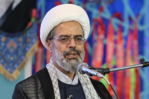 امام&zwnj;جمعه: دشمنان با ابزار رسانه حقایق را وارونه جلوه می&zwnj;دهند