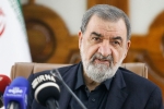 سرلشکر رضایی : اگر آمریکا در روزهای آینده جنگ را ادامه دهد وارد فاز تهاجمی خواهیم شد