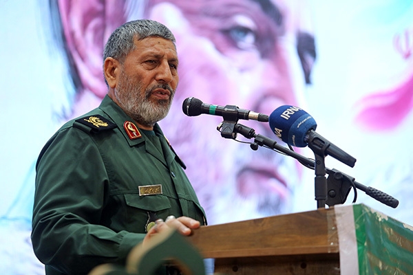 مکتب شهید سلیمانی نسخه نجات جامعه امروز است