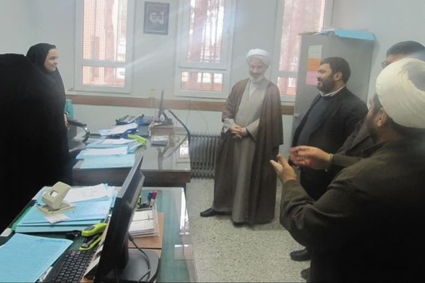 بازدید سرزده رئیس کل دادگستری خراسان شمالی از حوزه قضایی جاجرم