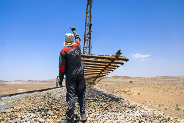 طرح راه&zwnj;آهن جوین - اسفراین وارد مرحله اجرایی شد