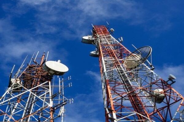ظرفیت سیستم انتقال تلفن همراه در مرکز مخابراتی۱۰ برابر شد