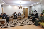 دیدار استاندار با خانواده شهید و جانباز معلم