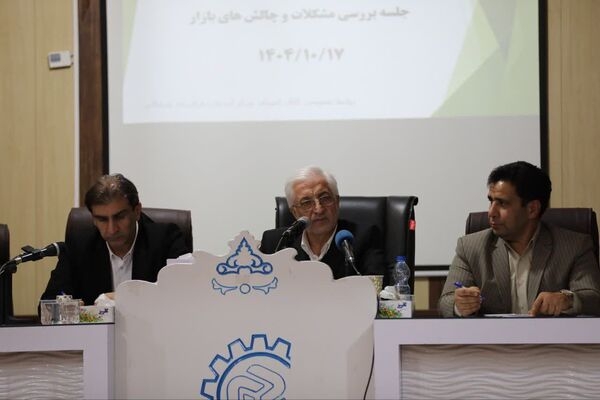 استاندار: گفت&zwnj;وگو موثرترین راه حل مشکلات بازار است